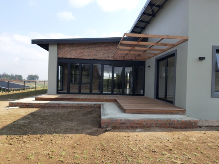 building contractors 768x576