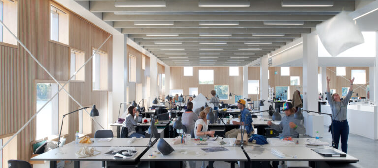 300383109 191162543303064 9059911275379475406 n 768x341