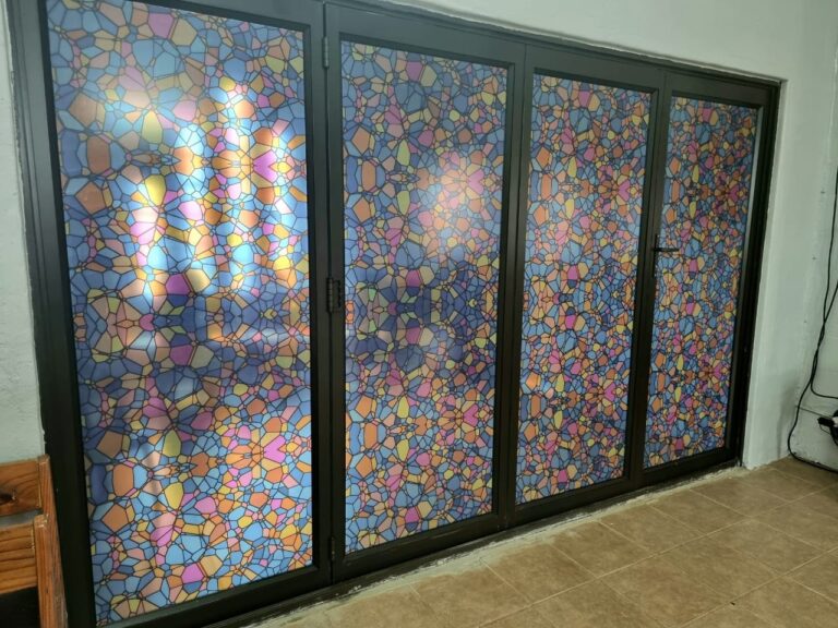 stained glass 768x576