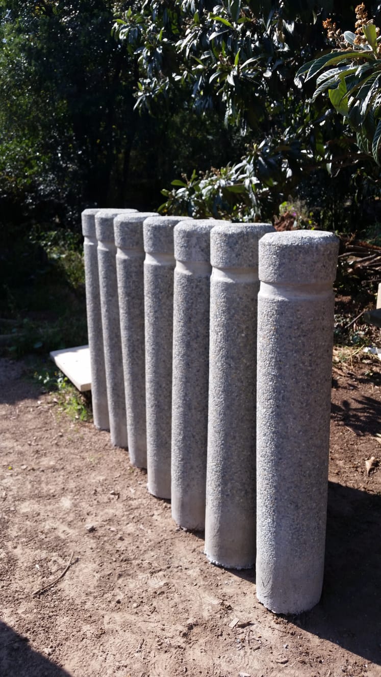150mm Round concrete Bollard