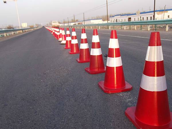 pvc reflective traffic cone