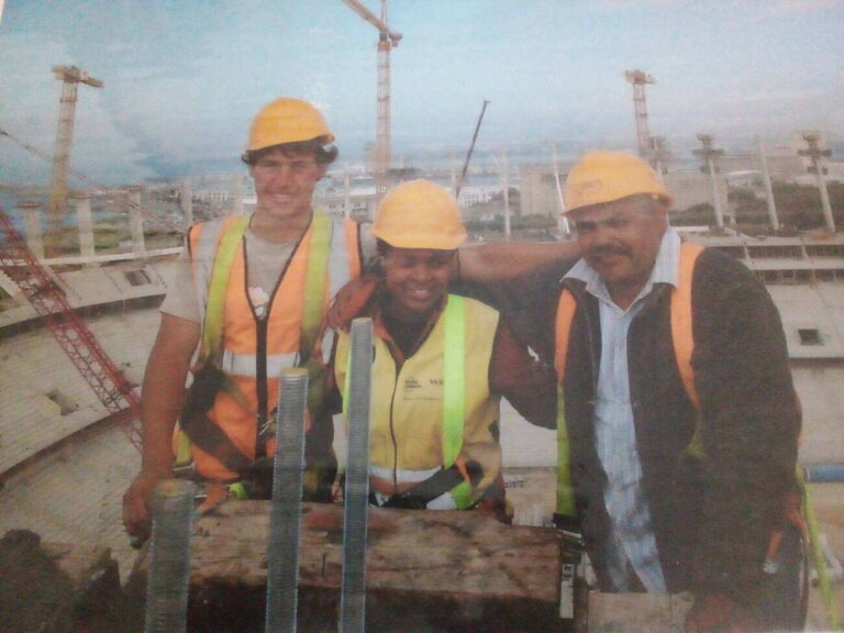 Van Rooi Brothers Building Contractors Slider 768x576