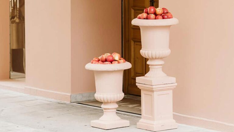 JAN Franschhoek Restaurant Outside 768x432