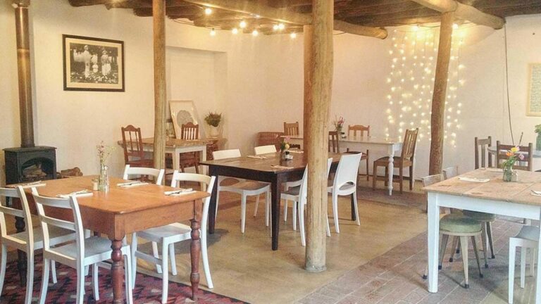 dining room 1 768x432