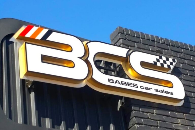 milleniums signs 71 768x512