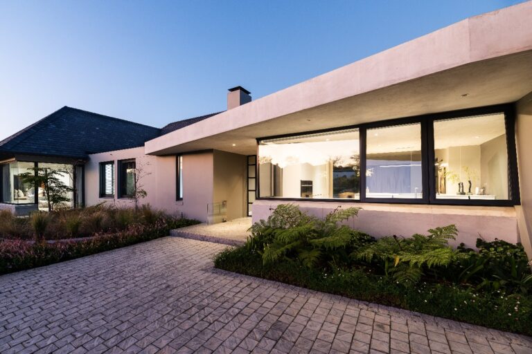 House 3002, Fancourt