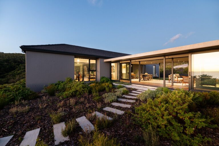 House 1418, Herolds Bay