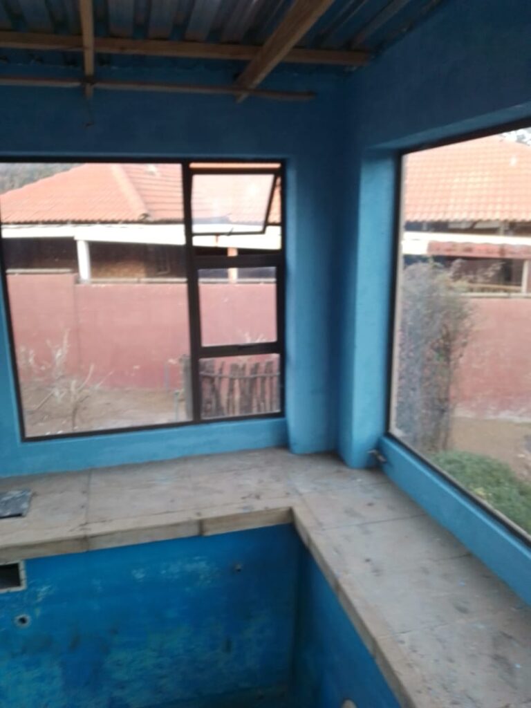 279b446f e9a1 4d50 b98b 862550890a5c 768x1024