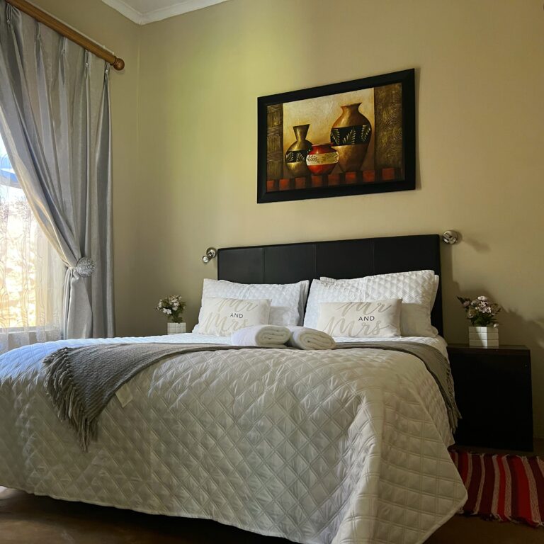 Classic 4 Sleeper Family Chalet square IMG 6235 corrected 768x768