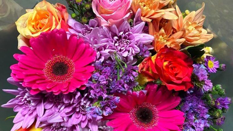 rect Premium Mixed Rose Gerbera Dahlia Bouquet Johannesburg corrected 768x432
