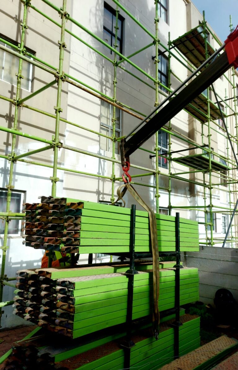 1000214463 002 768x1193