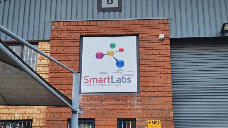 smartlabs hero 1920x1080 1 768x432
