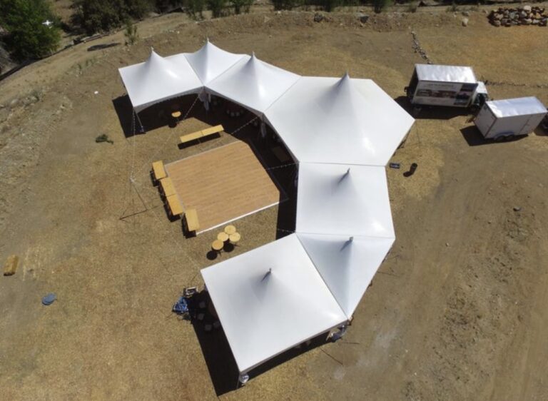 Event Masters quality stretch tent Event Masters quality stretch tent